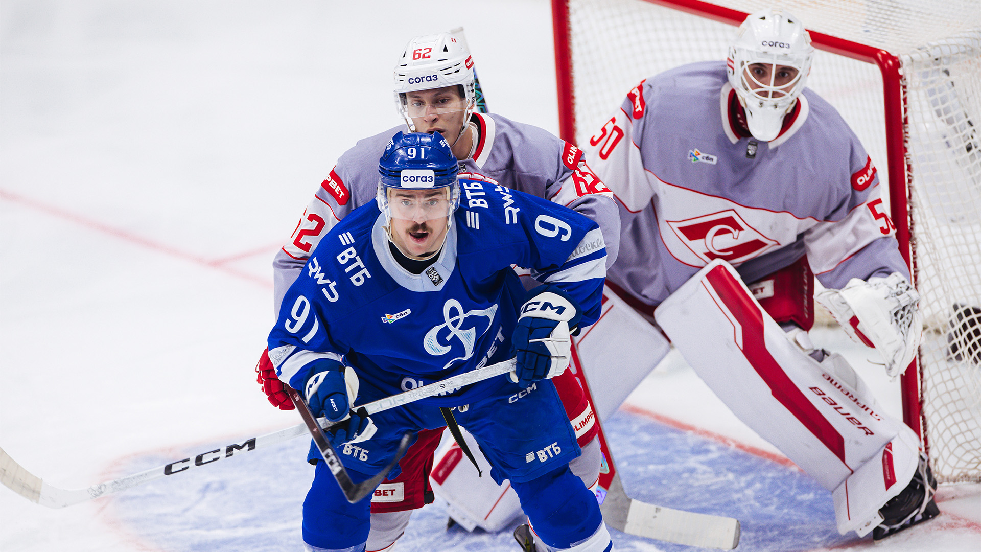 Разменная монета. «Динамо» уступает «Спартаку»