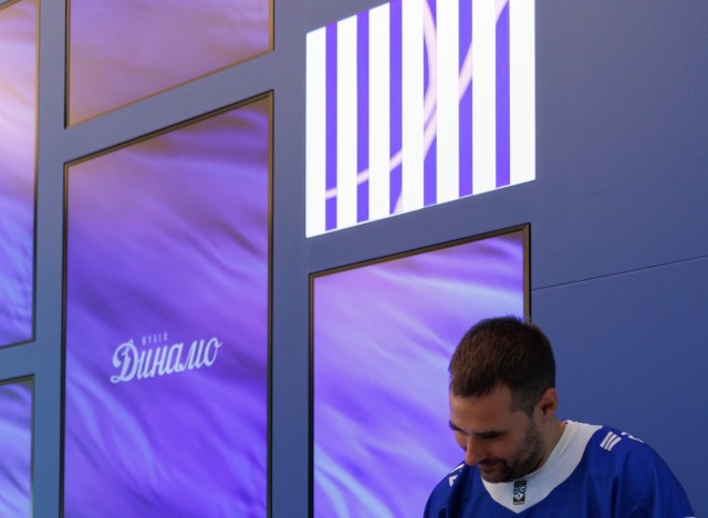 09.09.2025. Автограф-сессия Максима Афиногенова в Музее «Динамо»