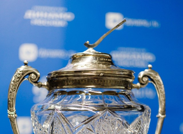 01.11.2025. Автограф-сессия Никиты Иванова и Егора Ахманаева