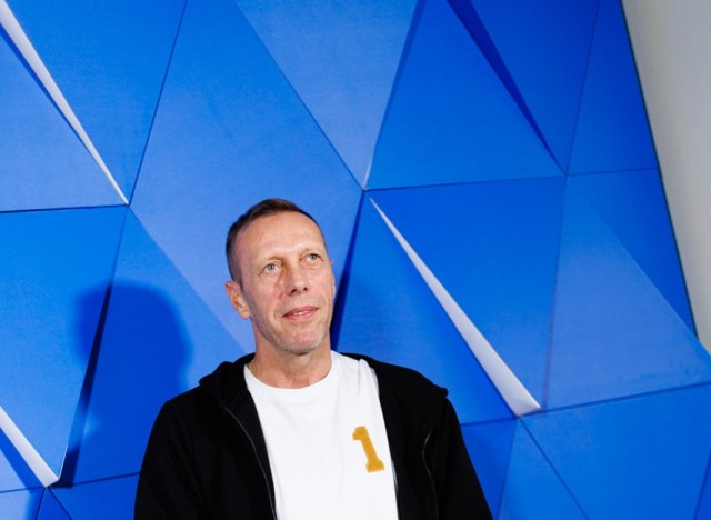 08.11.2025 Автограф-сессия Романа Березовского