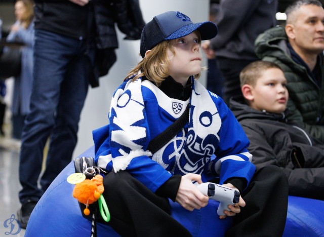 08.11.2025 Трибуны в лицах