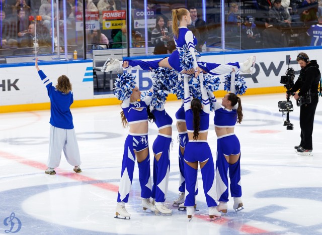 18.11.2025 Трибуны в лицах