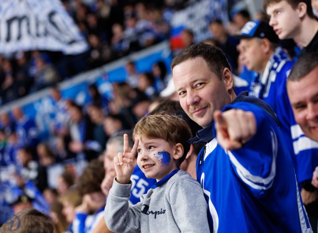 18.11.2025 Трибуны в лицах