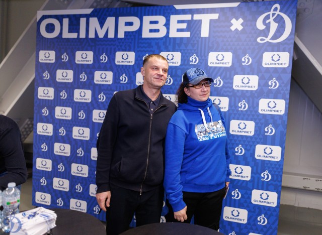 24.11.2025 Автограф-сессия Александра Еременко, Максима Афиногенова, Алексея Терещенко и Сергея Вышедкевича