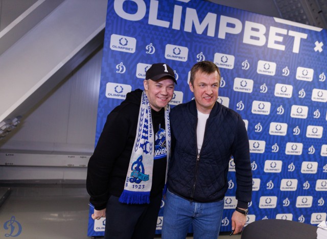 24.11.2025 Автограф-сессия Александра Еременко, Максима Афиногенова, Алексея Терещенко и Сергея Вышедкевича