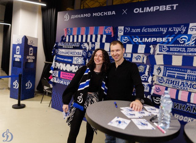 24.11.2025 Автограф-сессия Александра Еременко, Максима Афиногенова, Алексея Терещенко и Сергея Вышедкевича