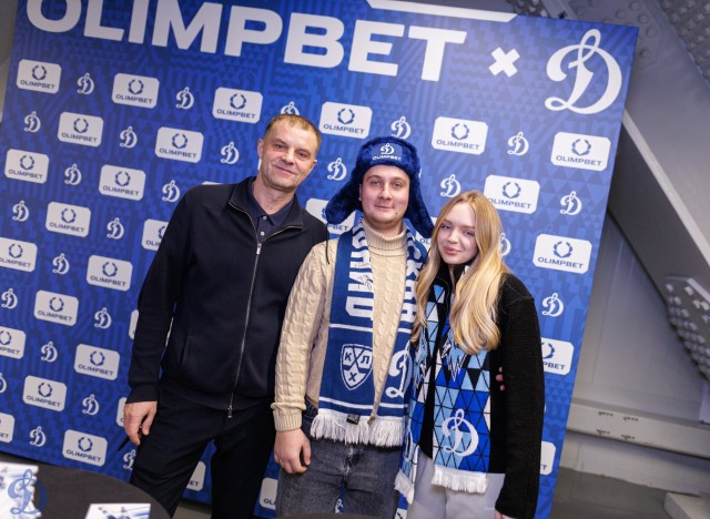 24.11.2025 Автограф-сессия Александра Еременко, Максима Афиногенова, Алексея Терещенко и Сергея Вышедкевича