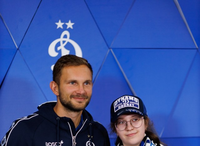 01.03.2026 Автограф-сессия Игоря Лещука