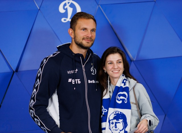 01.03.2026 Автограф-сессия Игоря Лещука