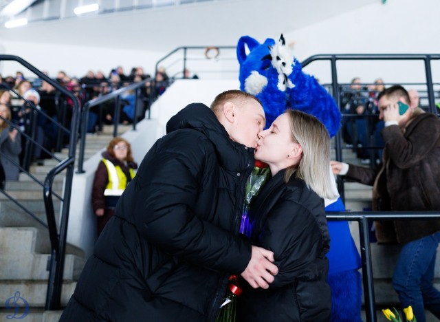 07.03.2026. Трибуны в лицах