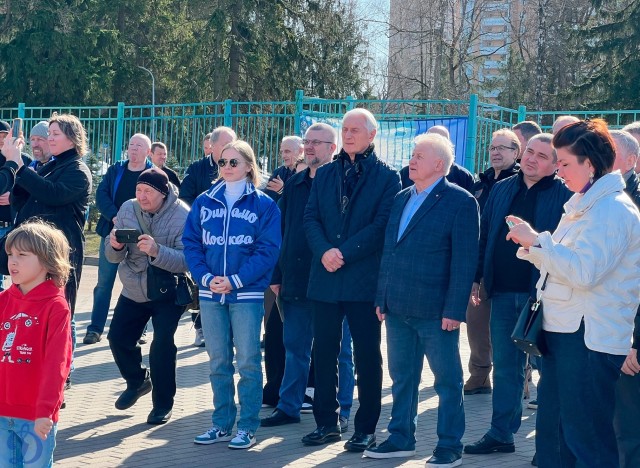 Открытие памятного монумента В.С.Мышкину и матч ветеранов