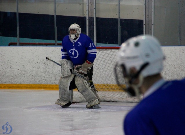 Открытие памятного монумента В.С.Мышкину и матч ветеранов