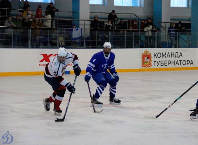 Открытие памятного монумента В.С.Мышкину и матч ветеранов