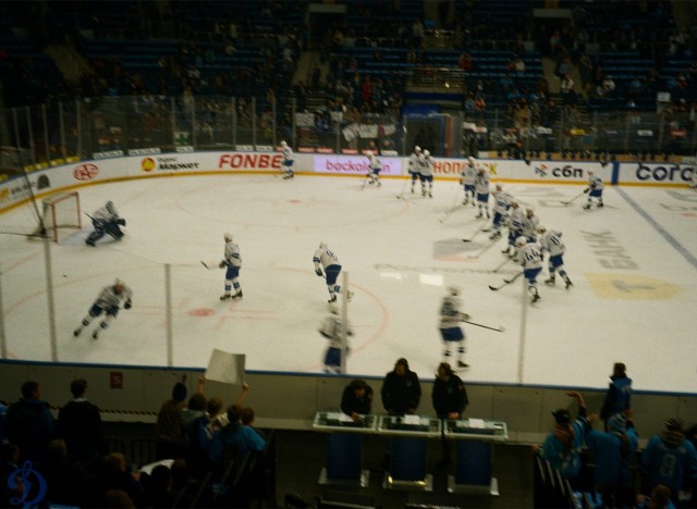 1/8 плей-офф Кубка Гагарина. «Динамо-Минск» — «Динамо» Москва в пленочных кадрах
