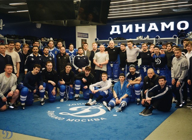 1/8 плей-офф Кубка Гагарина. «Динамо-Минск» — «Динамо» Москва в пленочных кадрах