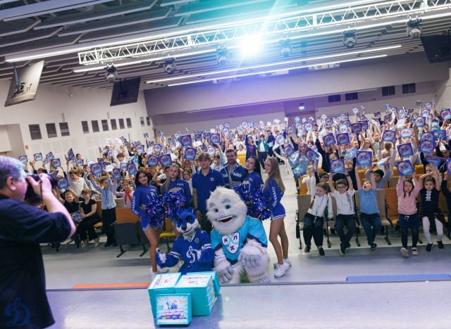 13.05.2026 Урок хоккея в школе №2094