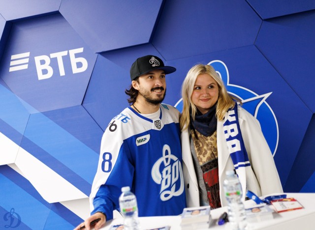 01.10.2026 Автограф-сессия Никиты Тертышного