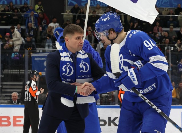 «Динамо» — «Адмирал»