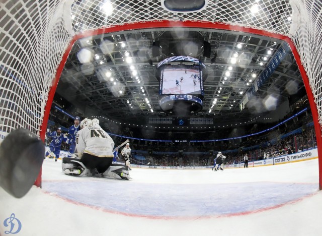 «Динамо» — «Адмирал»