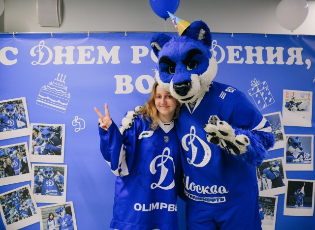 21.08.2024. Автограф-сессия и день рождения волка