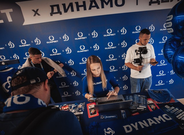 21.08.2024. Автограф-сессия и день рождения волка