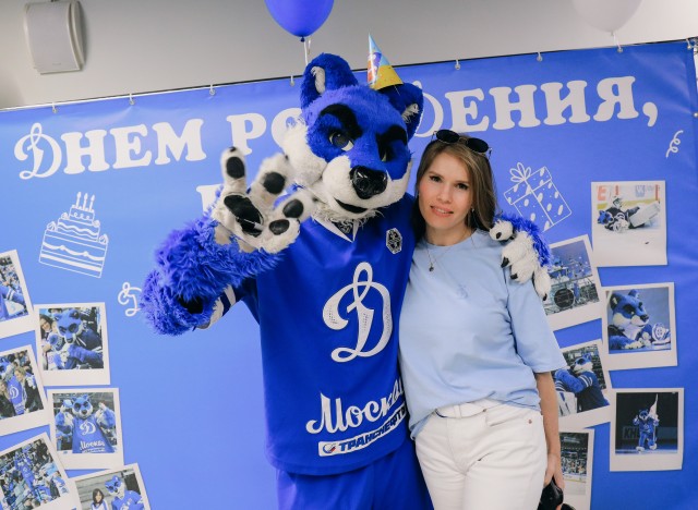 21.08.2024. Автограф-сессия и день рождения волка